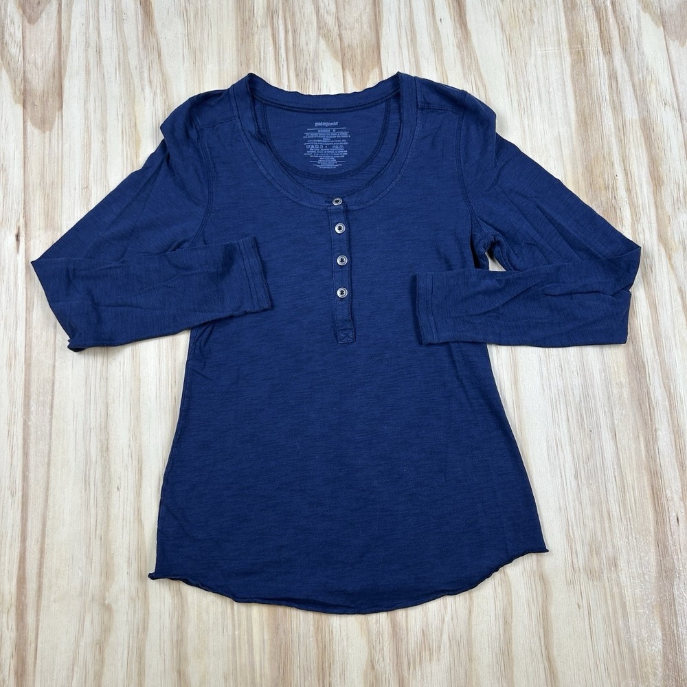 Patagonia Women's Medium Blue Henley Scoop Neck 3/4 Sleeve Shirt Casual